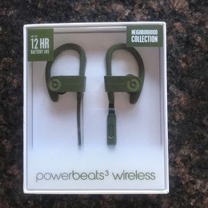 Beats wireless headphones- green